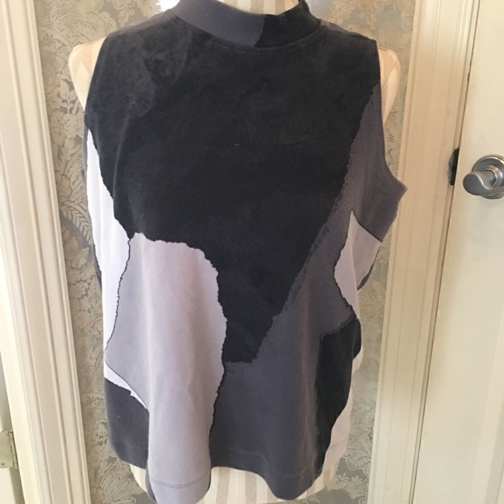 NIKE ACTION Knit Top